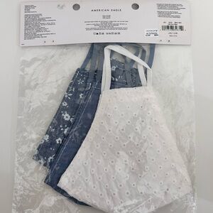 American Eagle Outfitters Jean, White floral,Floral Jean mask. Set of 3